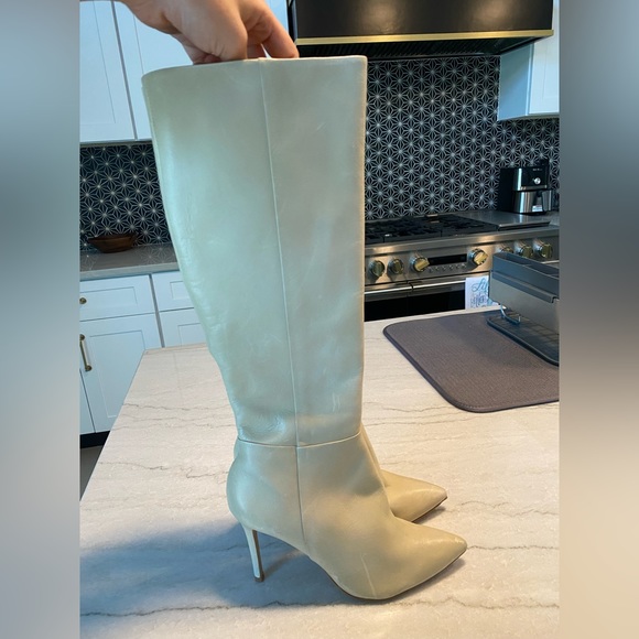 New Schutz Mikki Up Leather Boot in Oyster Size 7 - Picture 11 of 13